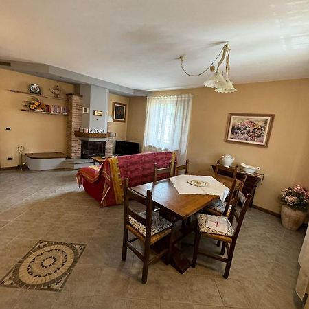 Appartamento Gallicano - La Tana Buitenkant foto