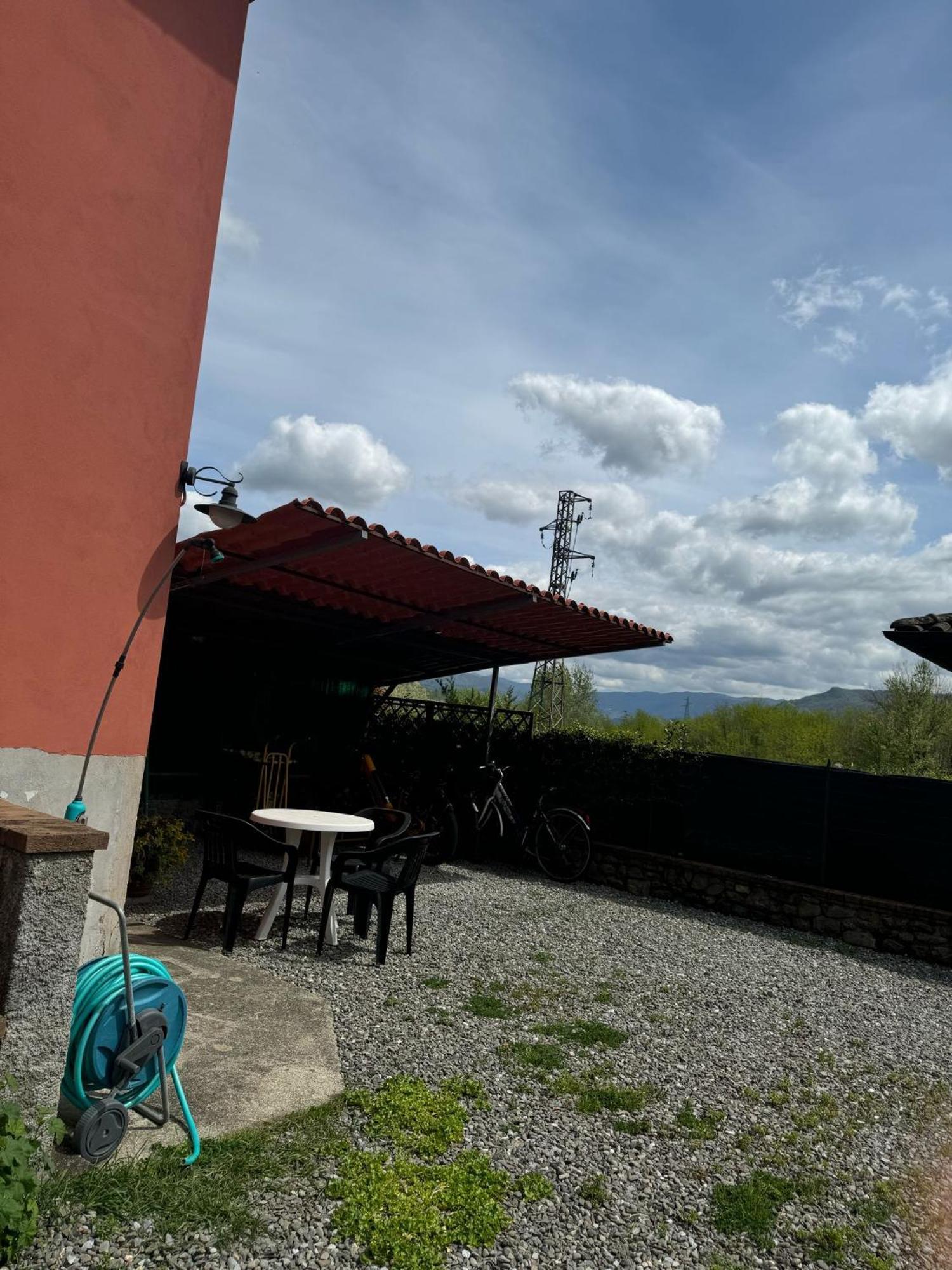 Appartamento Gallicano - La Tana Buitenkant foto